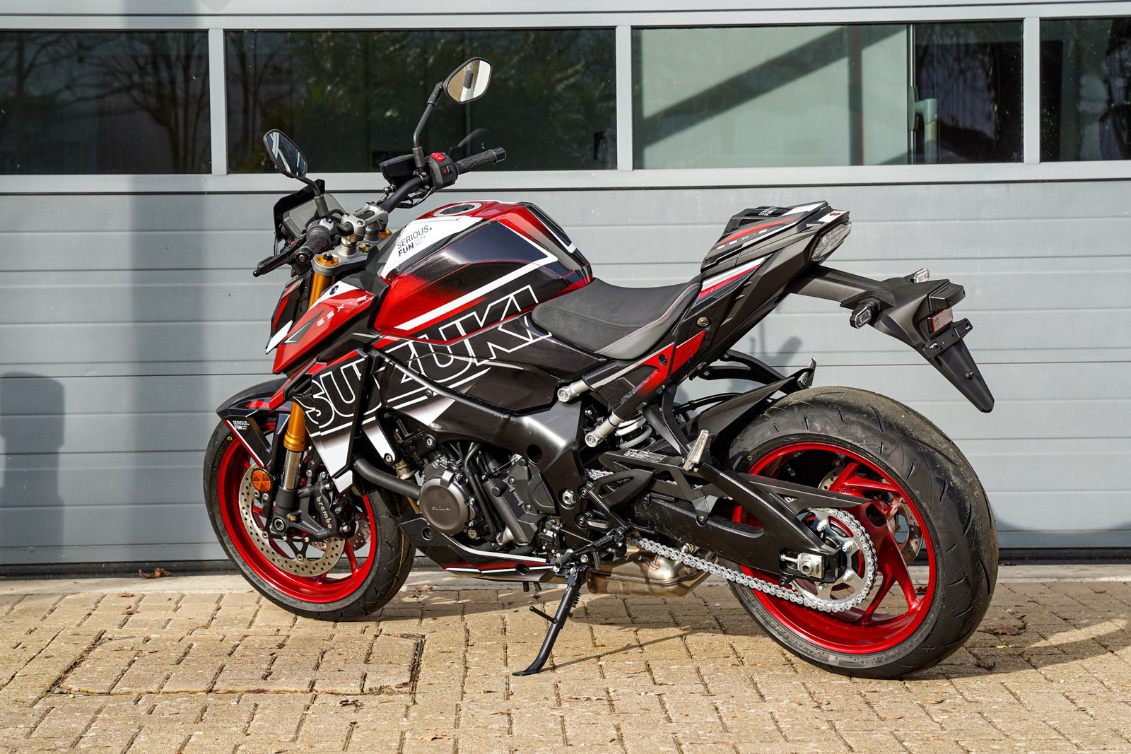 Suzuki GSX-S1000 2026 graphics kit. Credit: Suzuki.