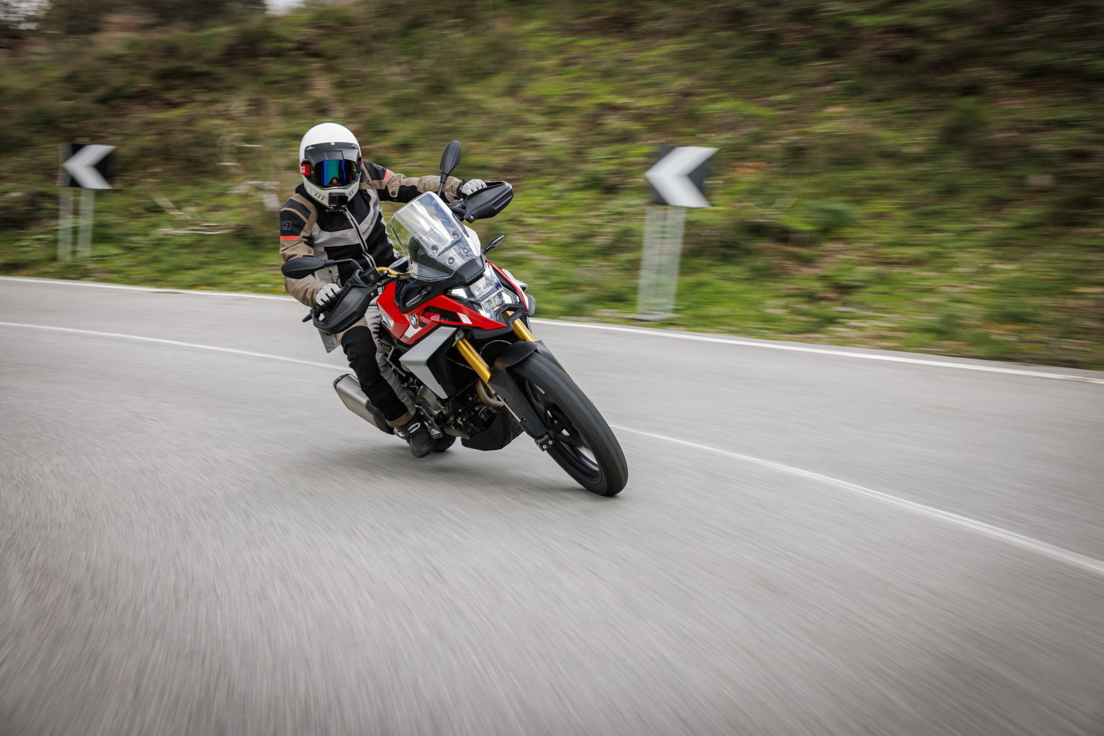 2026 BMW F450 GS - riding
