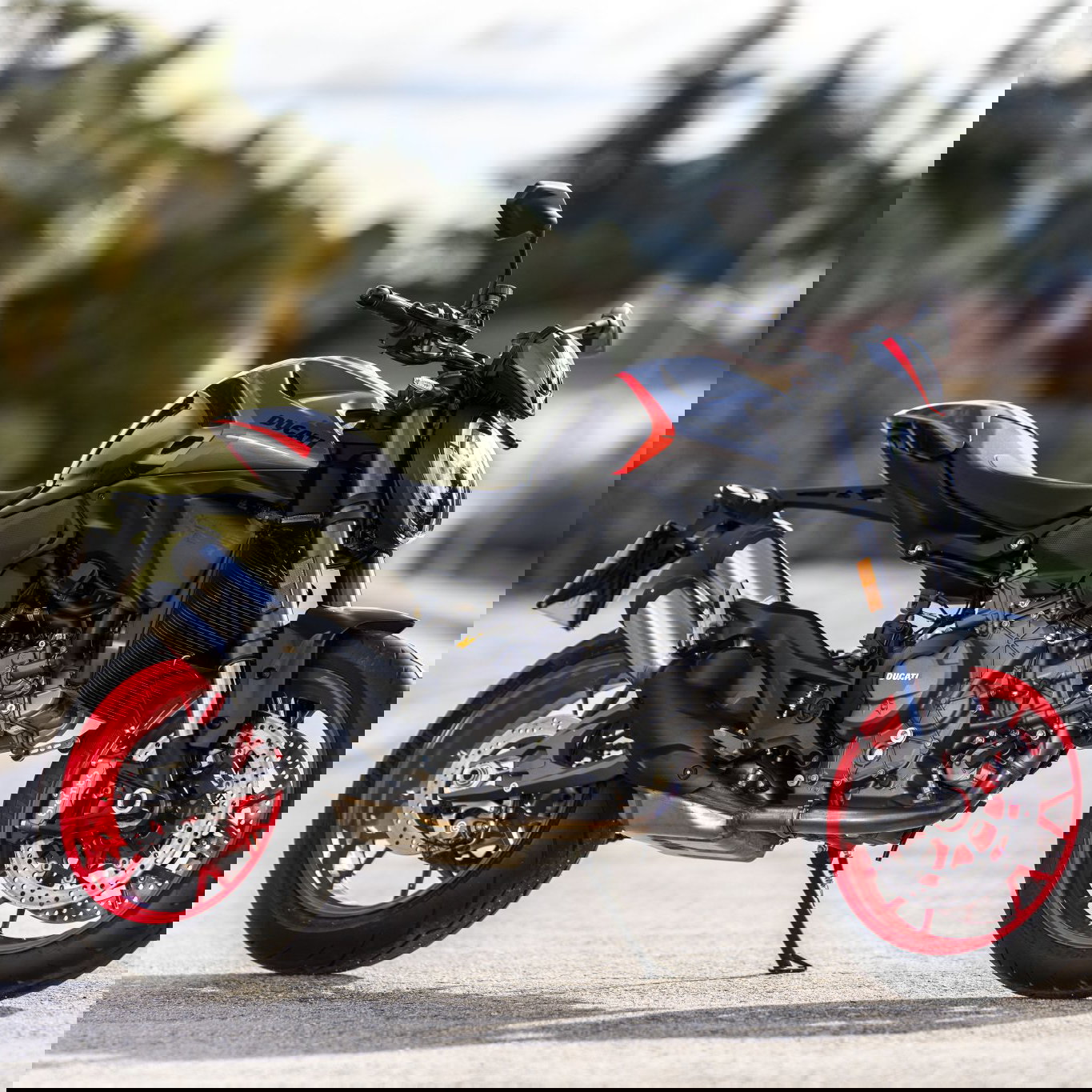 Ducati Monster V2 with a new Sport Livery