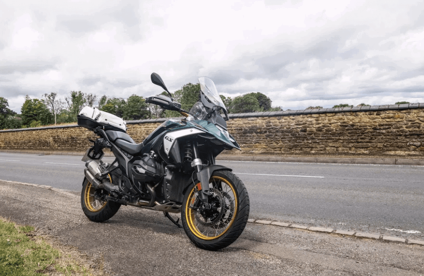 BMW R1300 GS at the side of a road