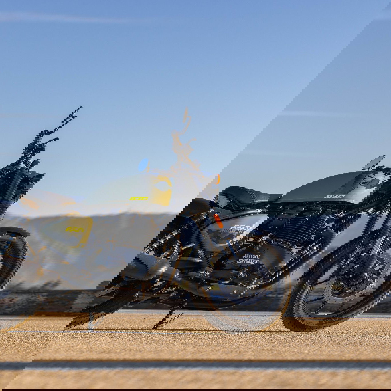 Royal Enfield Shotgun 650