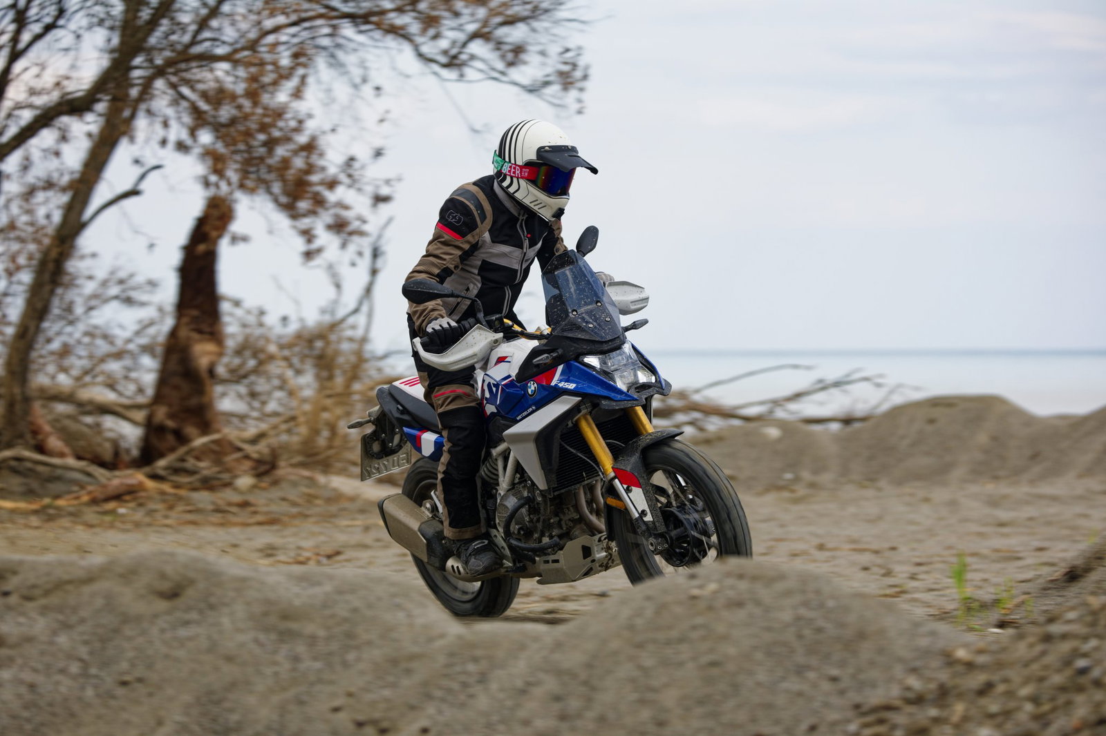 2026 BMW F450 GS - riding