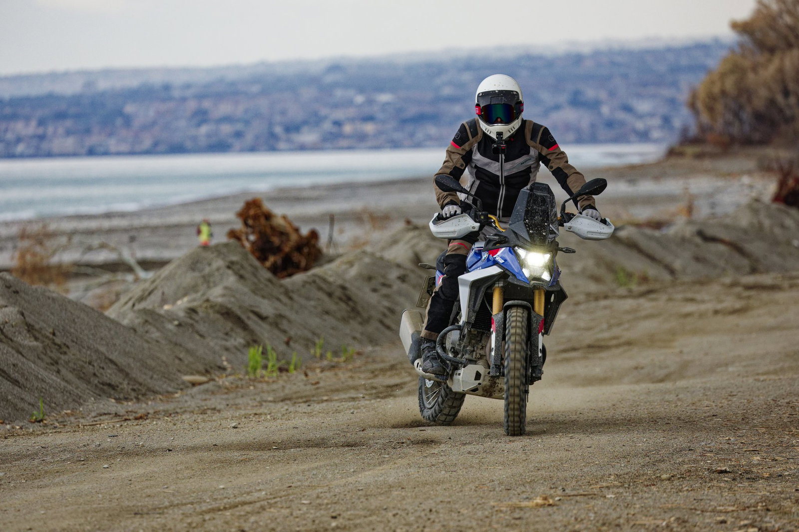 2026 BMW F450 GS - riding