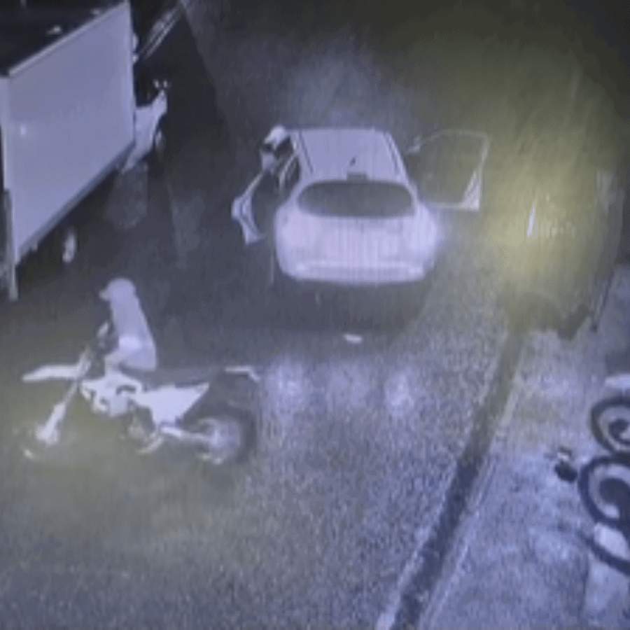 CCTV footage of thieves stealing Husqvarna motorcycles
