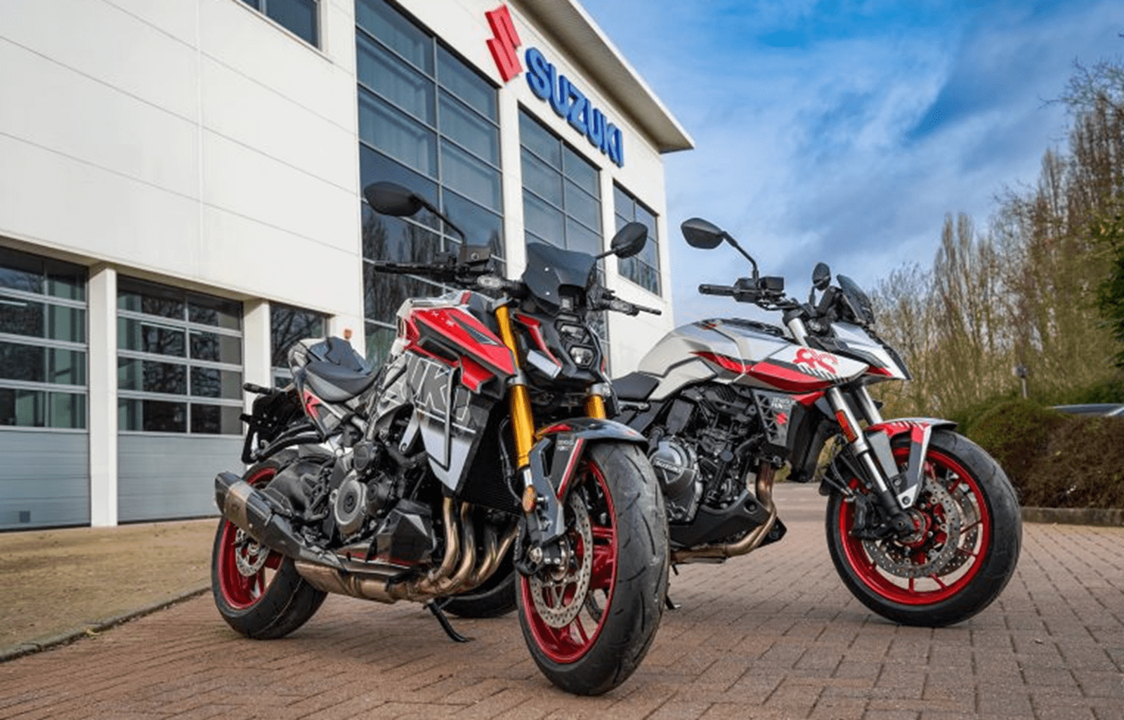 Suzuki GSX-S1000 and GSX-8S in 2026 graphics kits. Credit: Suzuki.