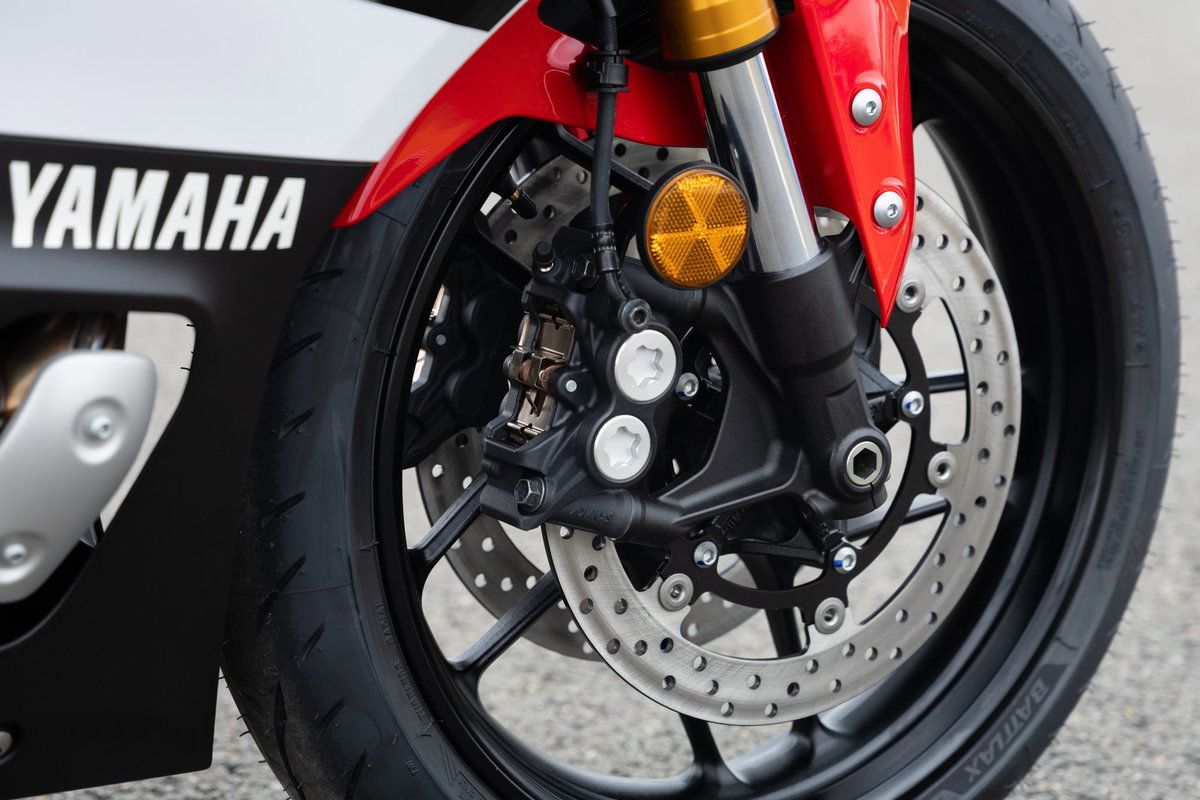 2026 R7 Foot Yamaha R7 (2026) review | Visordown