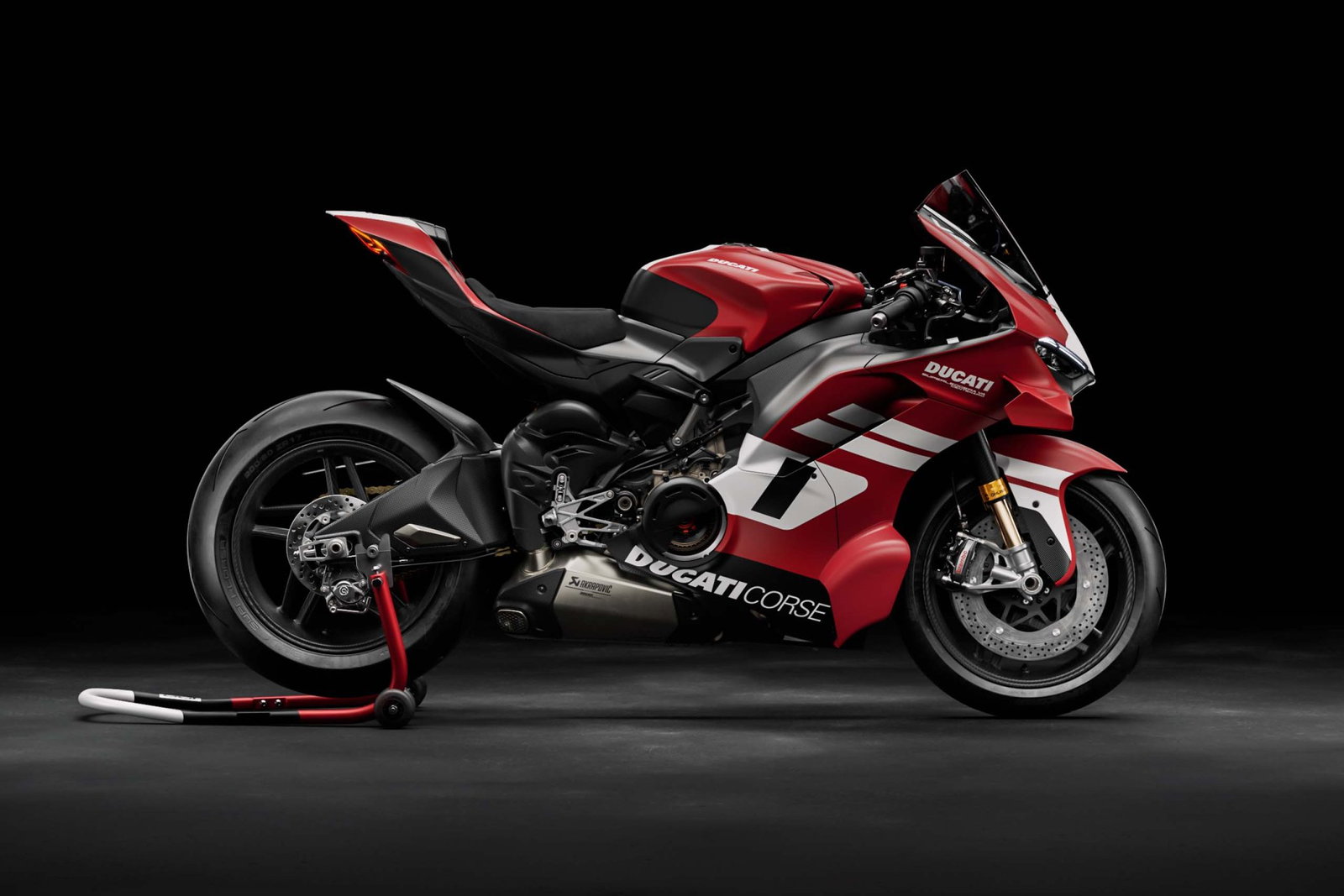 New Ducati Superleggera V4 superbike
