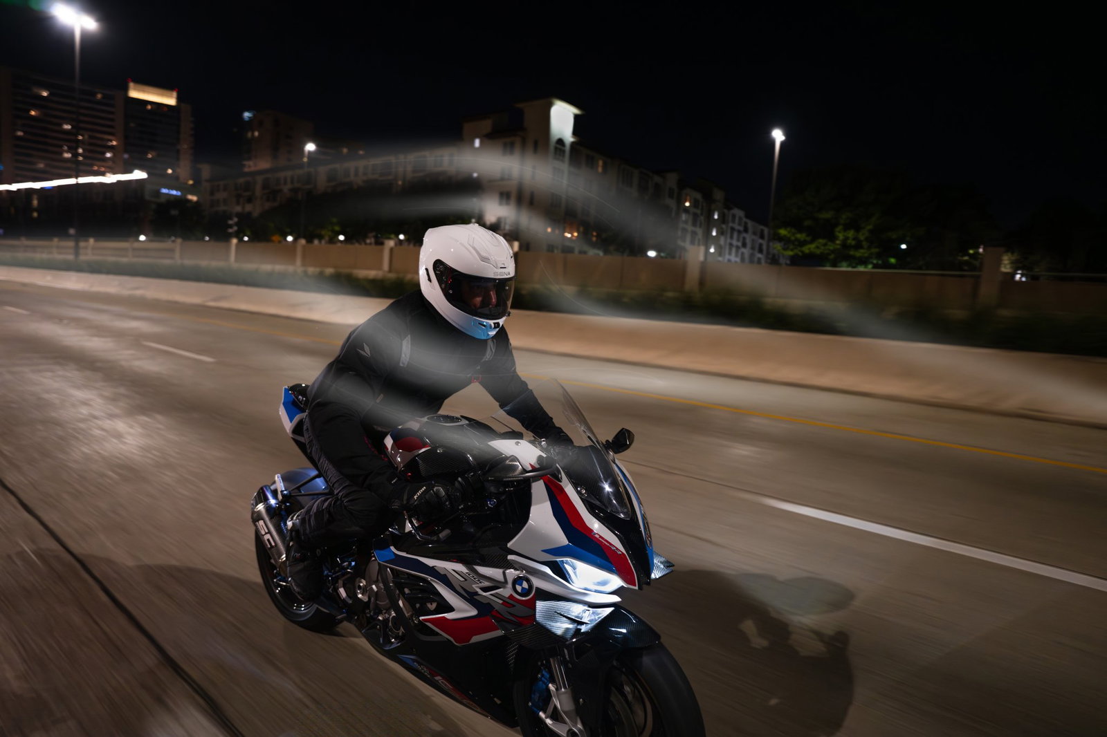 Sena Phantom ANC helmet in action.