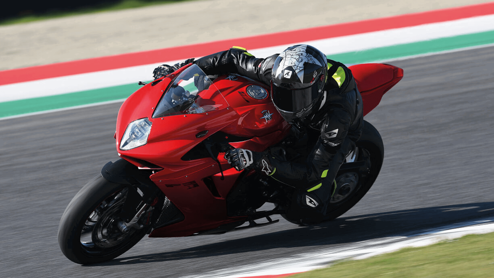 MV Agusta F3 R on track
