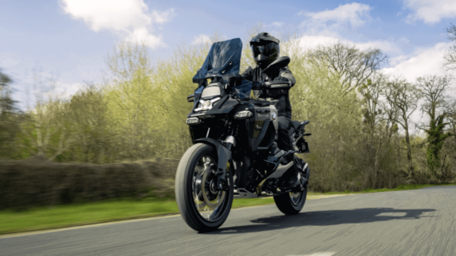 BMW R1300 GS Adventure Dark Edition. Credit - BMW Motorrad France.