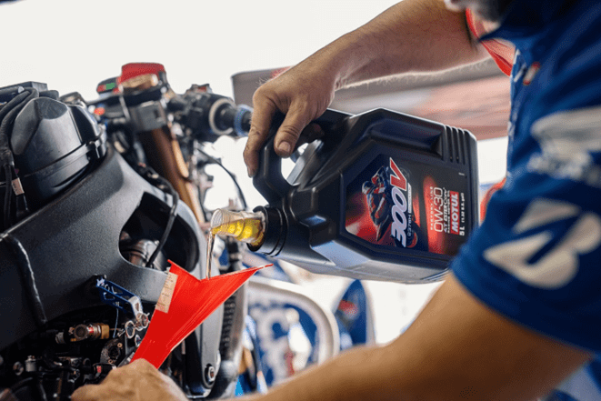 Motul oil lubricant. 