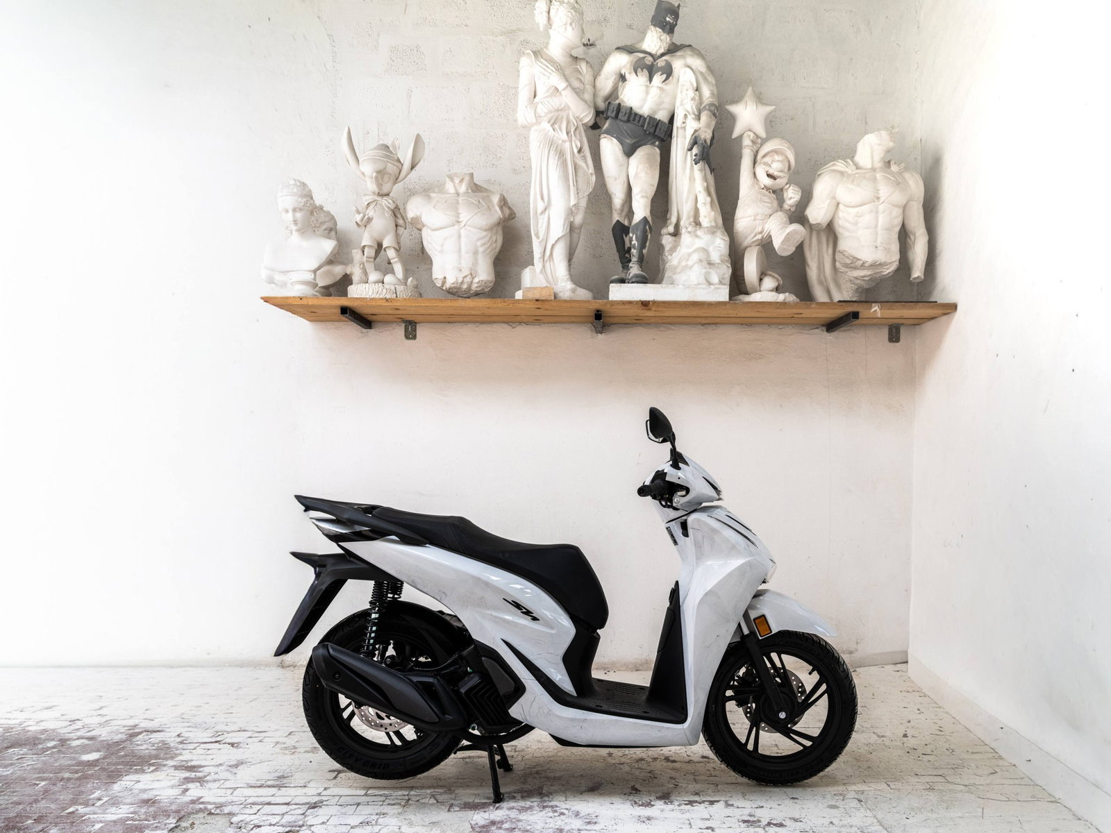 Honda Sh125i Marmo concept.
