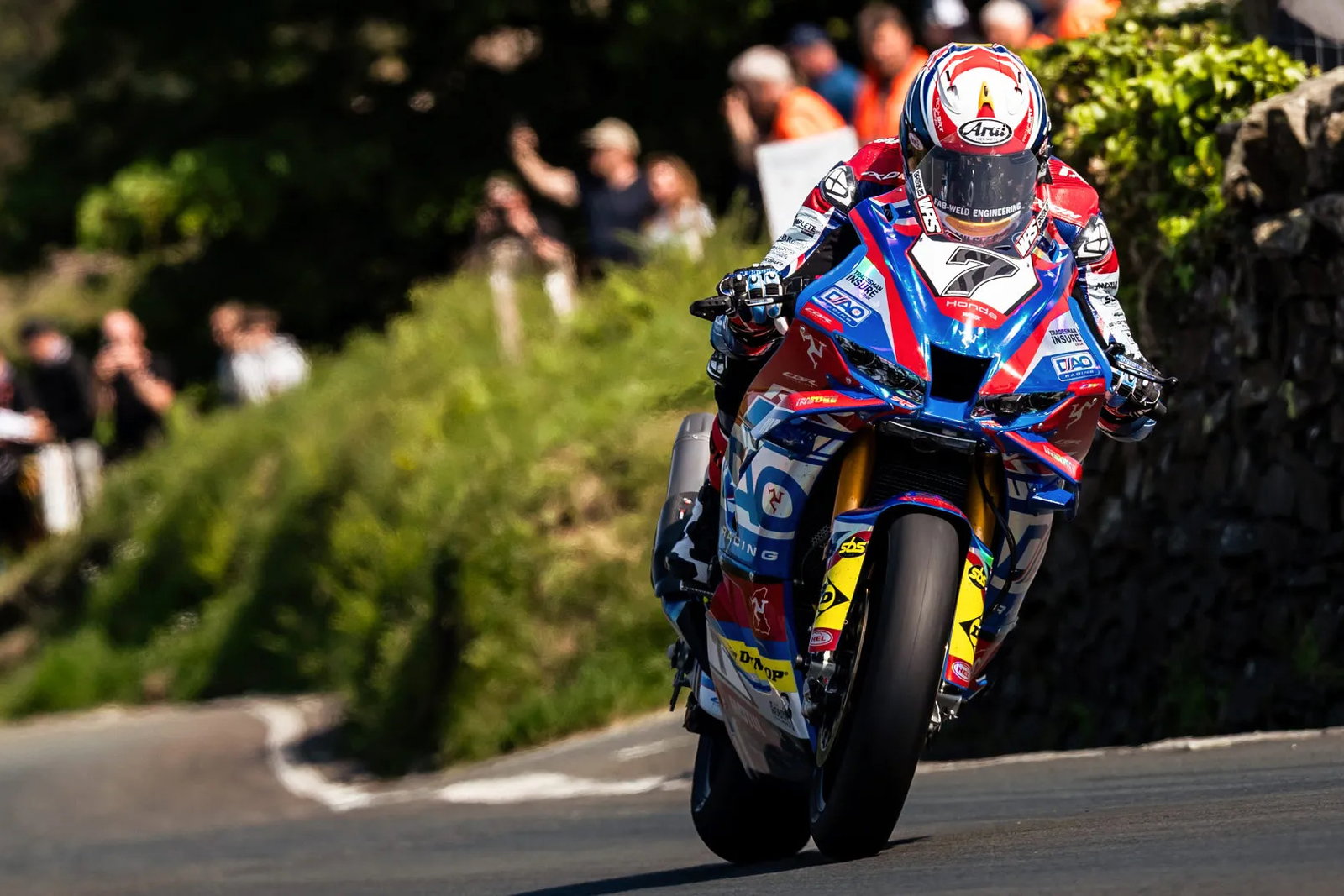 Josh Brookes riding at the 2026 TT. Credit: Isle of Man TT.