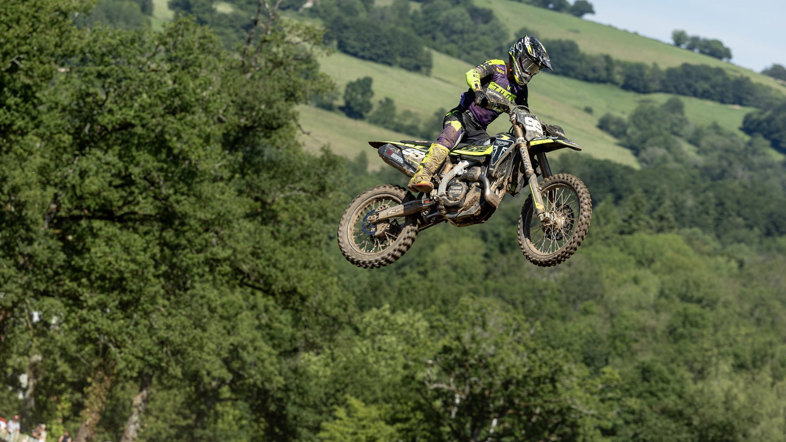 Farres claims first MX2 overall as Triumph seals one-two finish