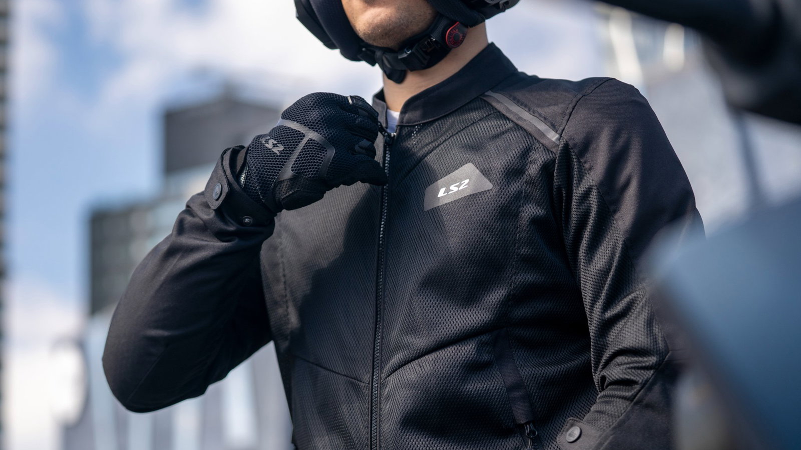 The LS2 Breeze summer jacket for urban riders
