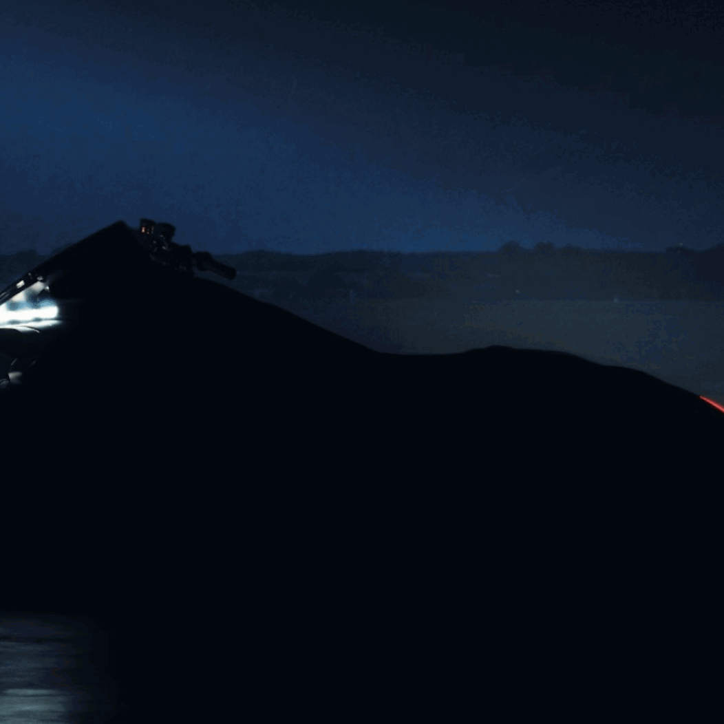 BMW K1600 teaser