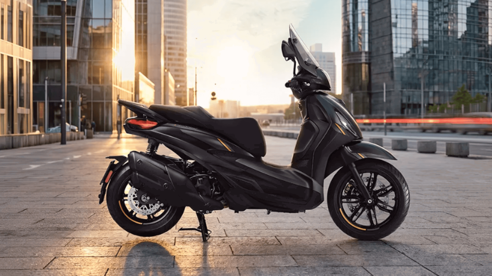 New Piaggio Beverly 25th Anniversary edition.