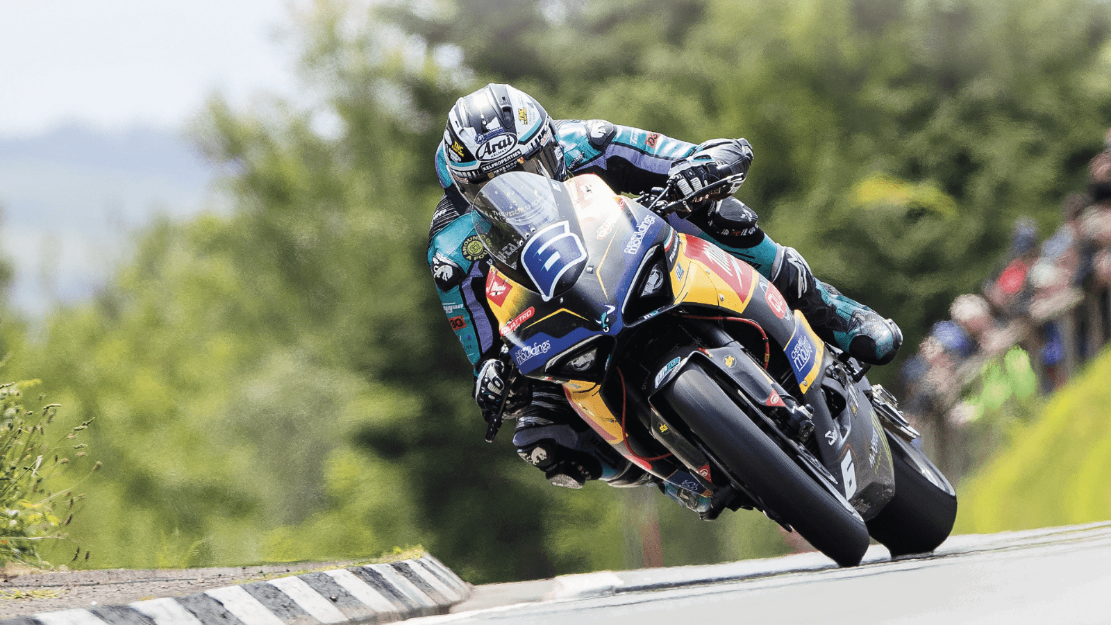 Michael Dunlop riding at the Isle of Man TT. Credit: Isle of Man TT.
