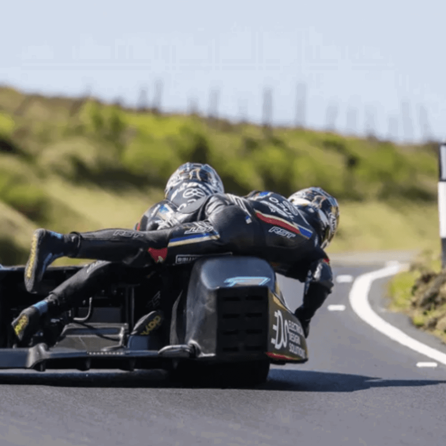 Ryan and Callum Crowe at the 2026 Isle of Man TT. Credit: Isle of Man TT.