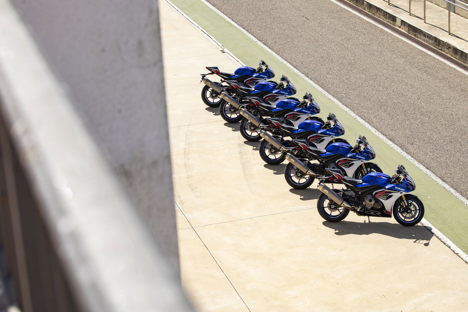 The 2026 Suzuki GSX-R1000R - static