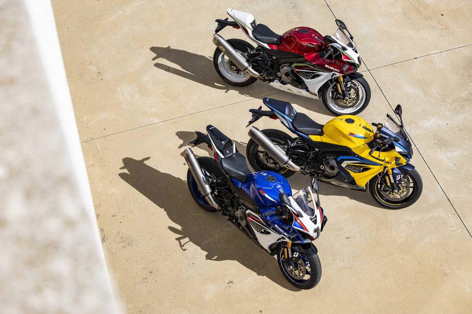 The 2026 Suzuki GSX-R1000R - static