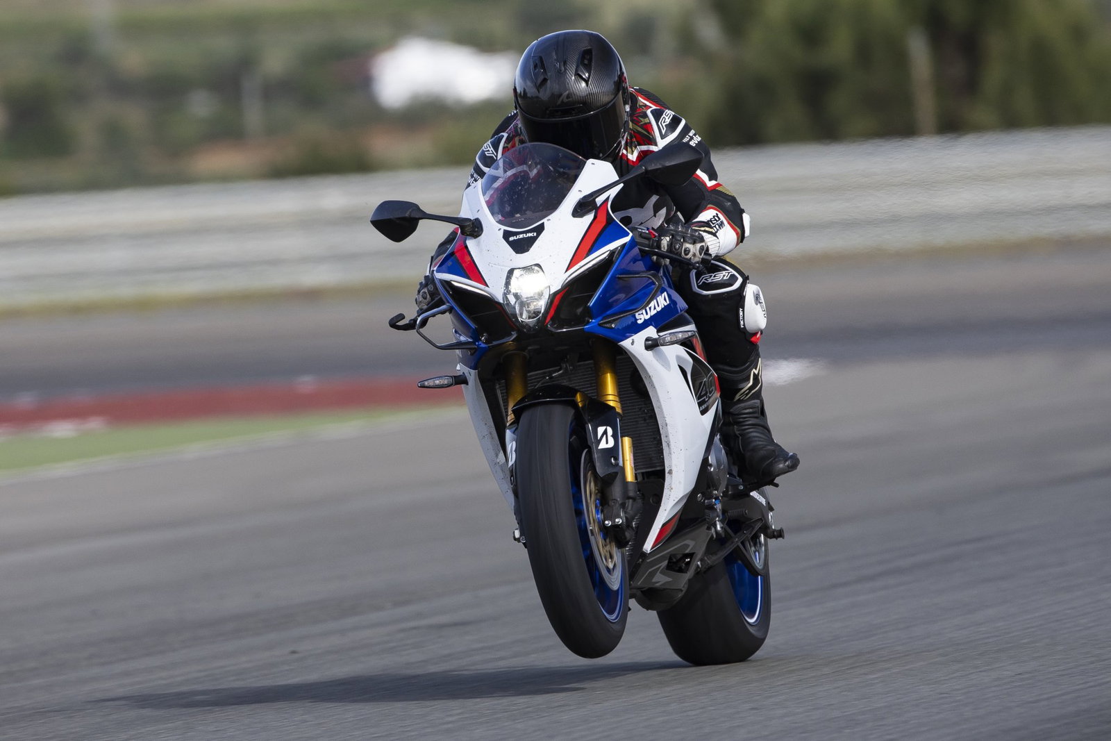 The 2026 Suzuki GSX-R1000R - riding