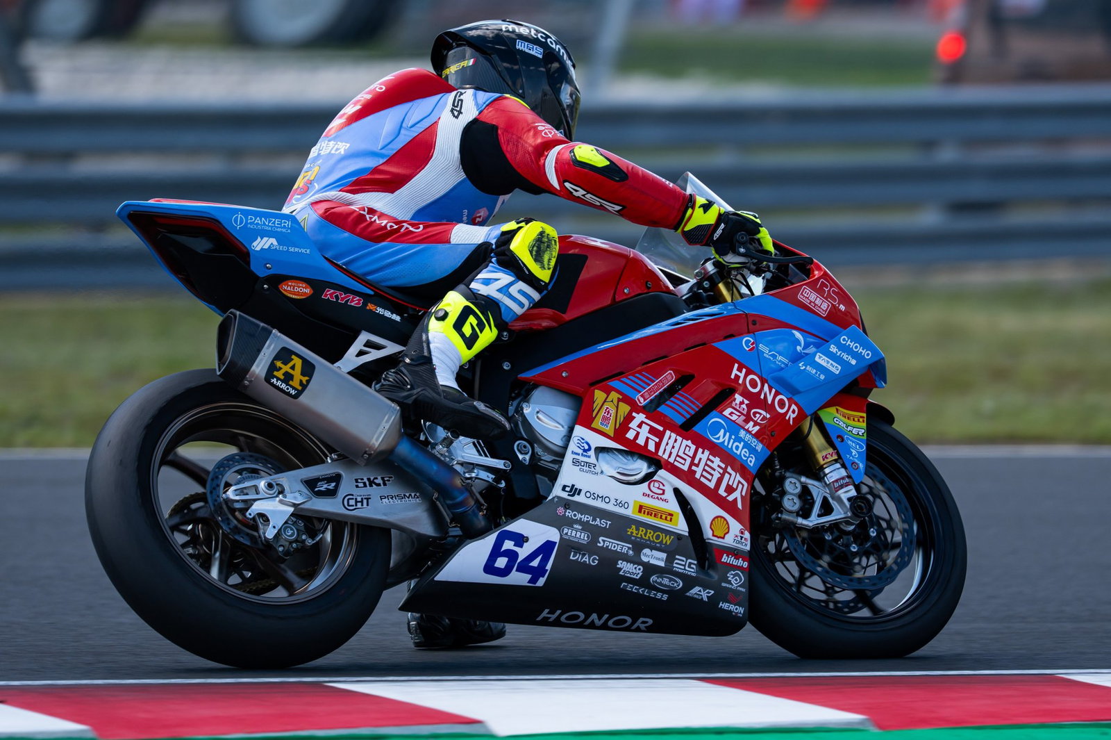 ZXMoto 820RR-RS bike ridden by Federico Caricasulo. 