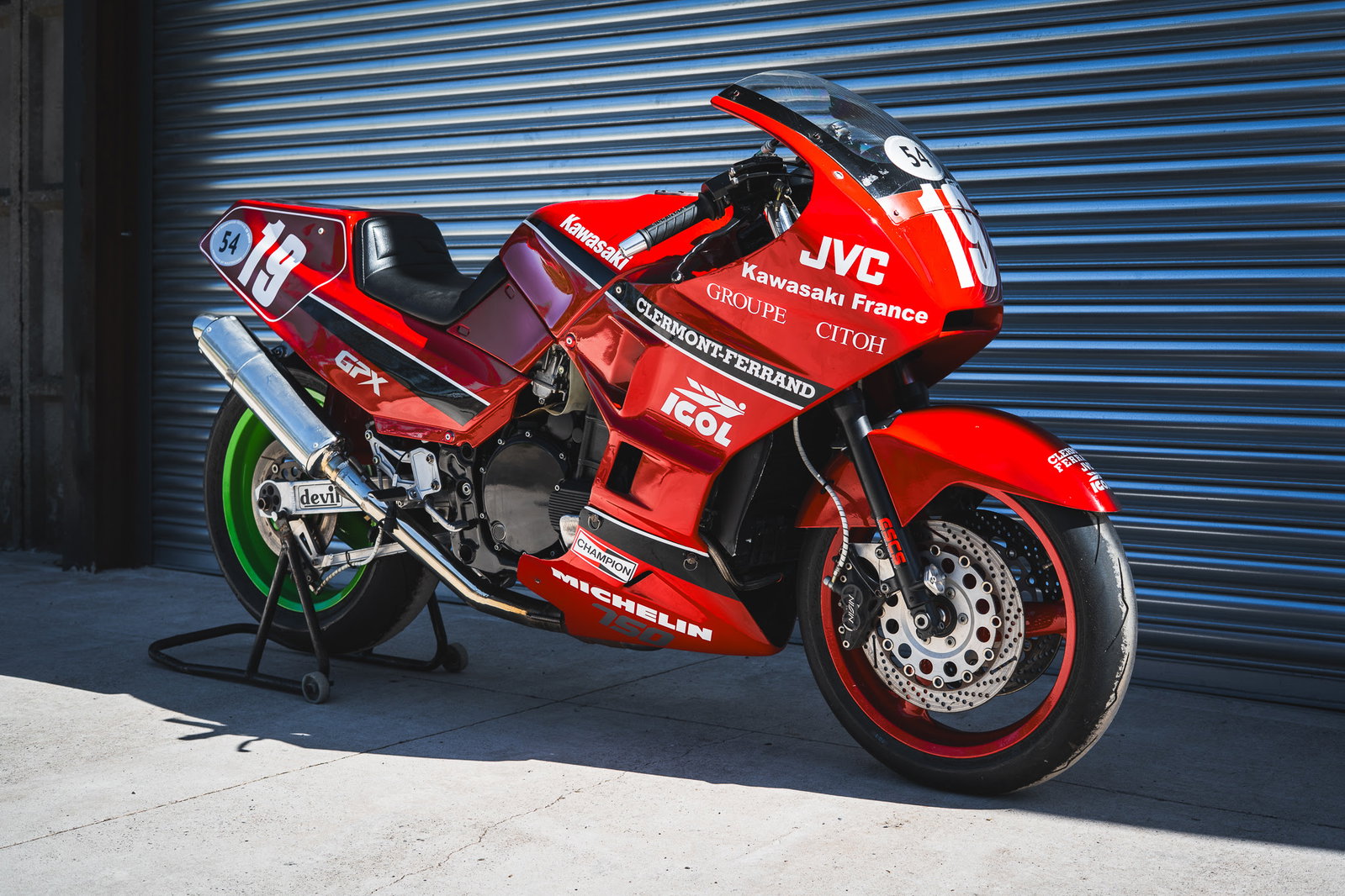 Ex-works Kawasaki GPX750R raced in WorldSBK.