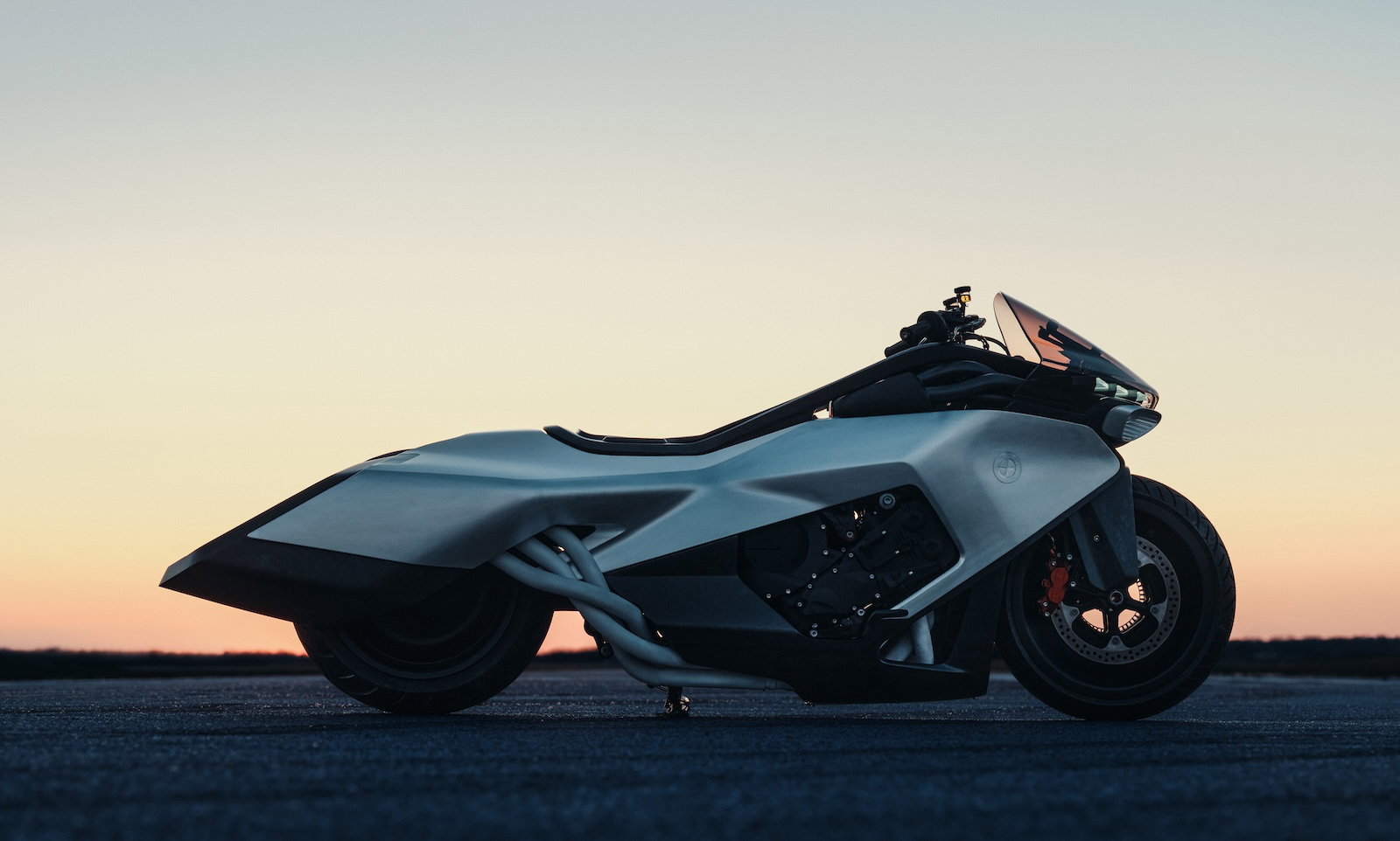 The BMW Vision K18 - side profile