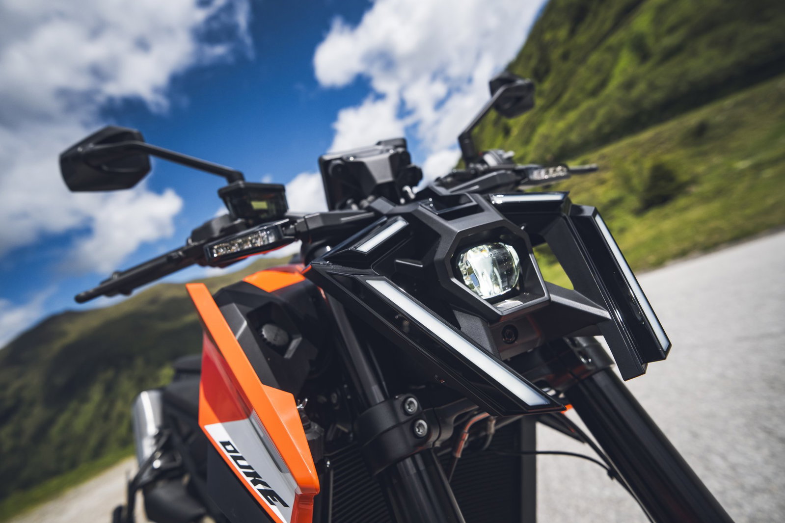 The 2026 KTM 790 Duke - details