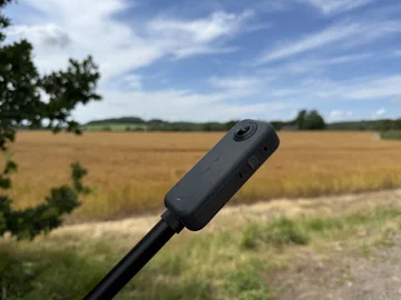 An Akaso 360 mounted on a motorcycle