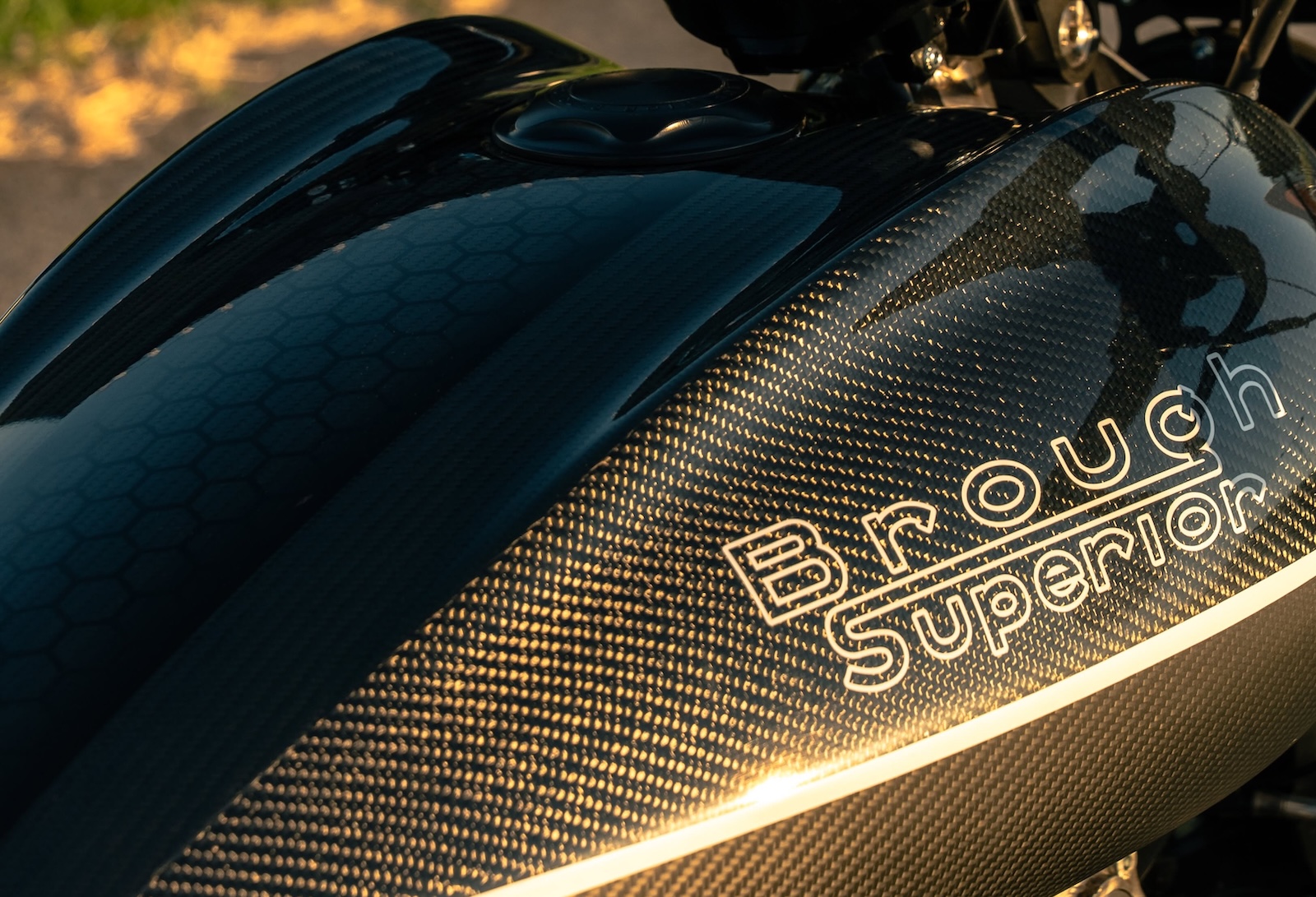 The fuel tank of the Brough Dagger S