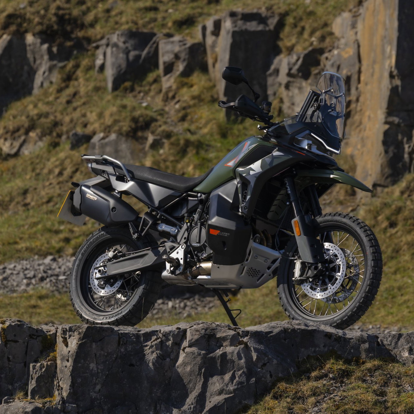 CFMoto 1000MT-X - static