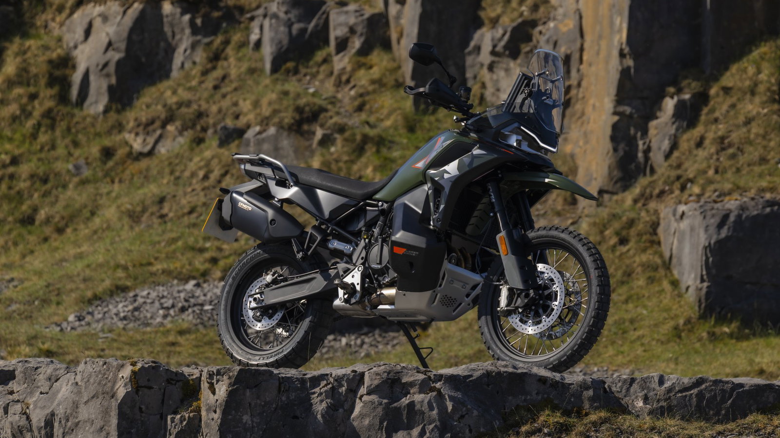 CFMoto 1000MT-X - static
