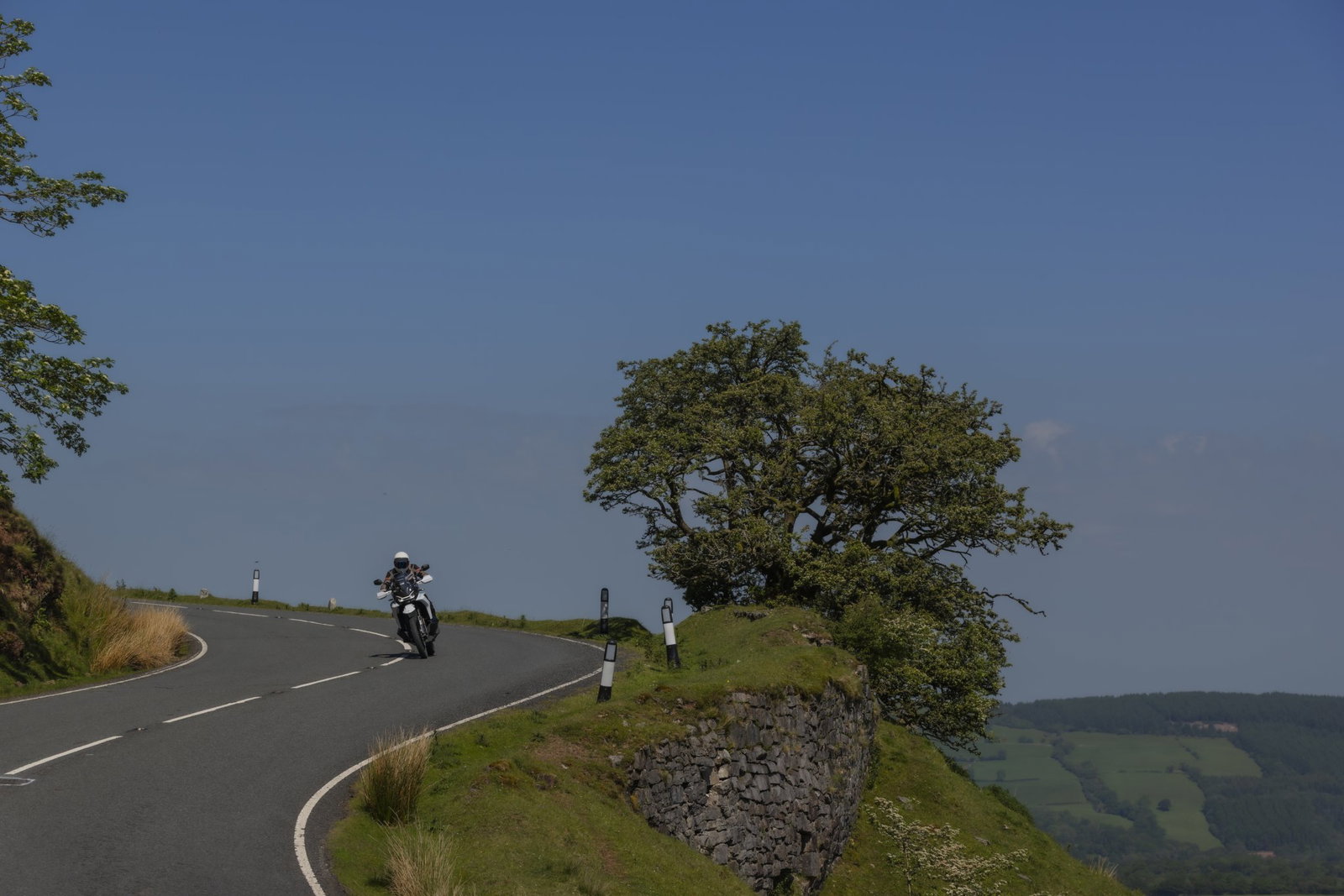 CFMoto 1000MT-X - riding