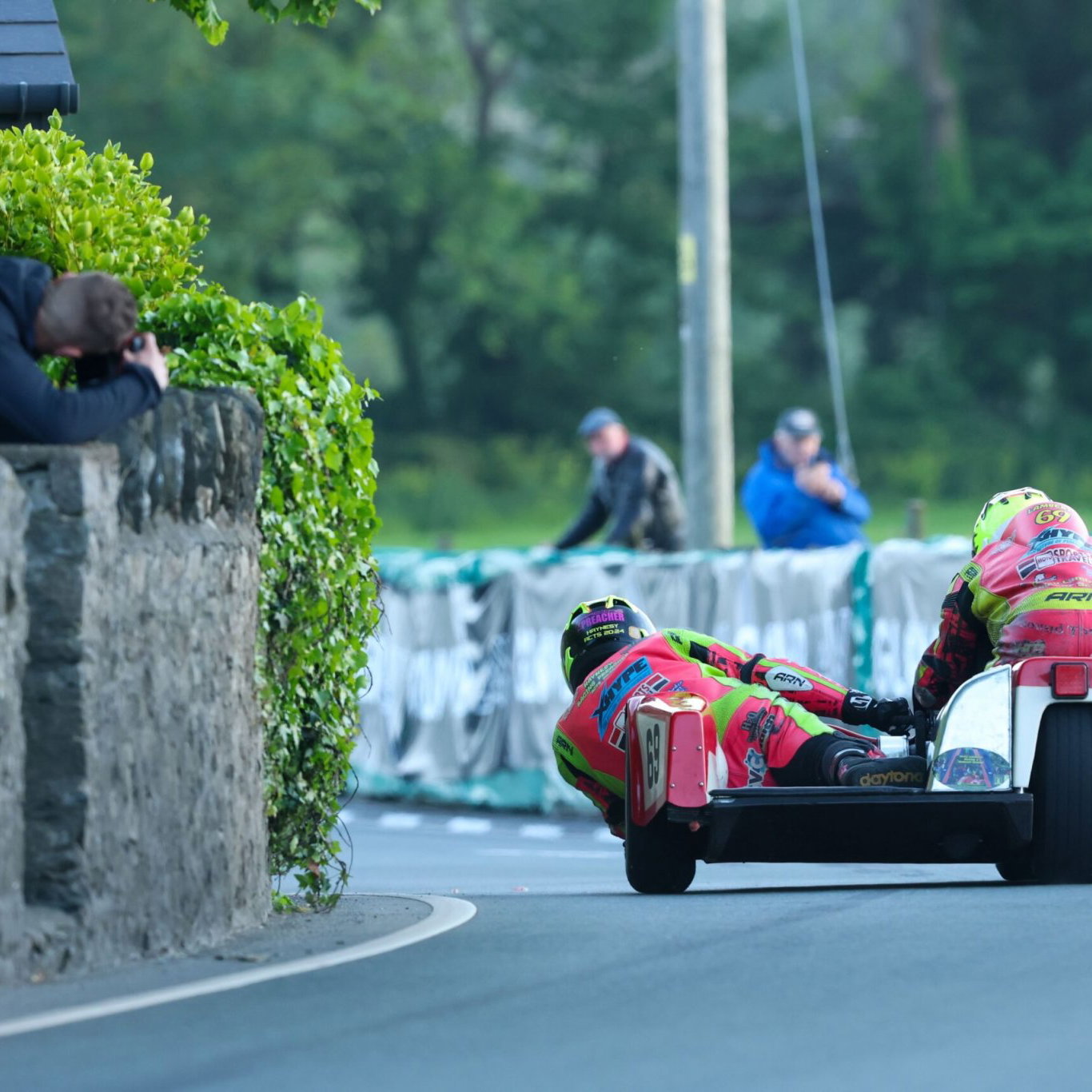 Classic Sidecars at the Southern 100 road races