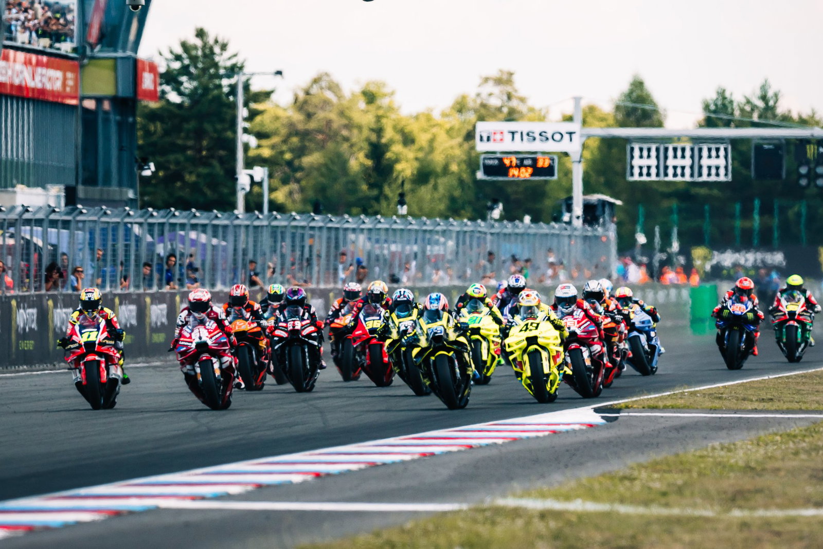 Start of a MotoGP race in Brno.