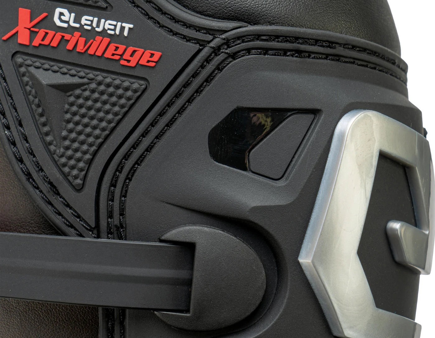 Testing the Eleveit X Privilege E-Dry Enduro motorcycle boots