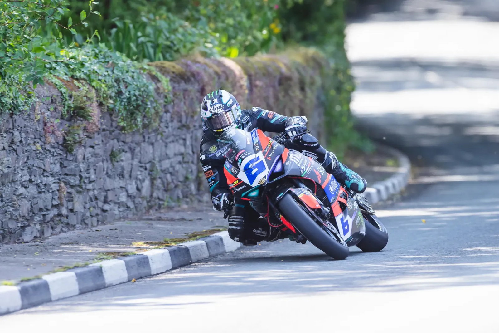 Michael Dunlop racing at the 2026 TT. Credit: Isle of Man TT.