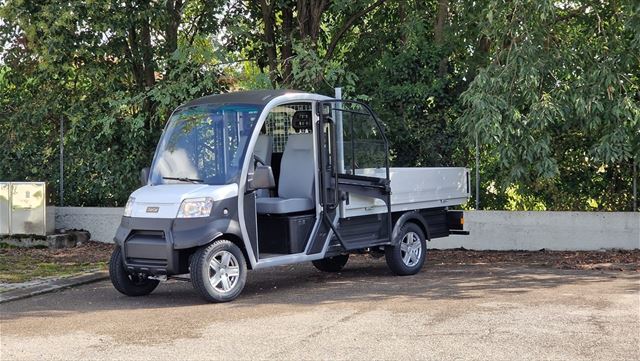 A L7e heavy quadricycle