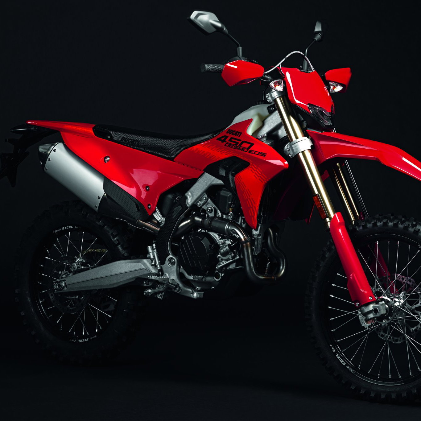 the Ducati Desmo450 EDS - static