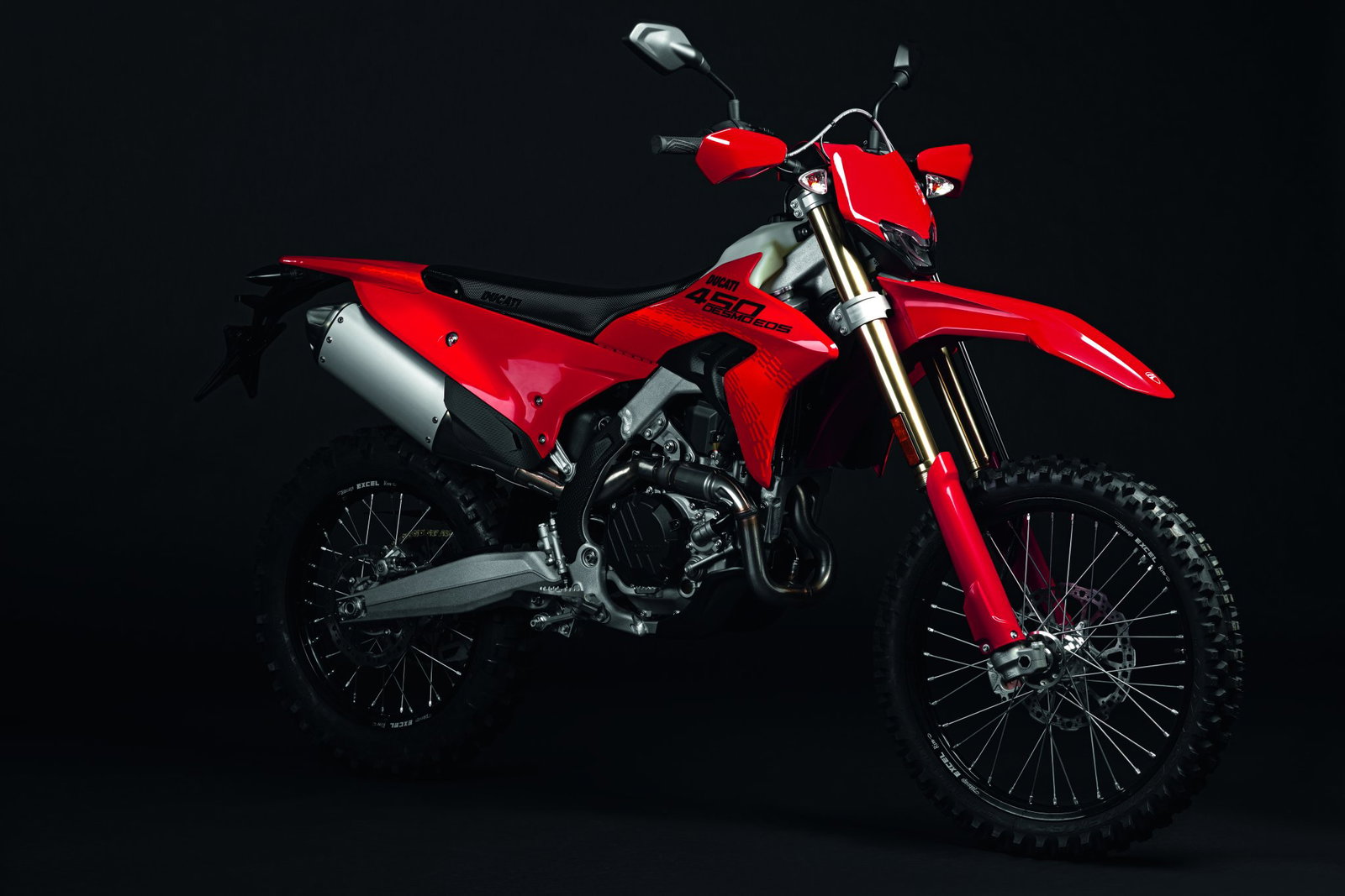 the Ducati Desmo450 EDS - static