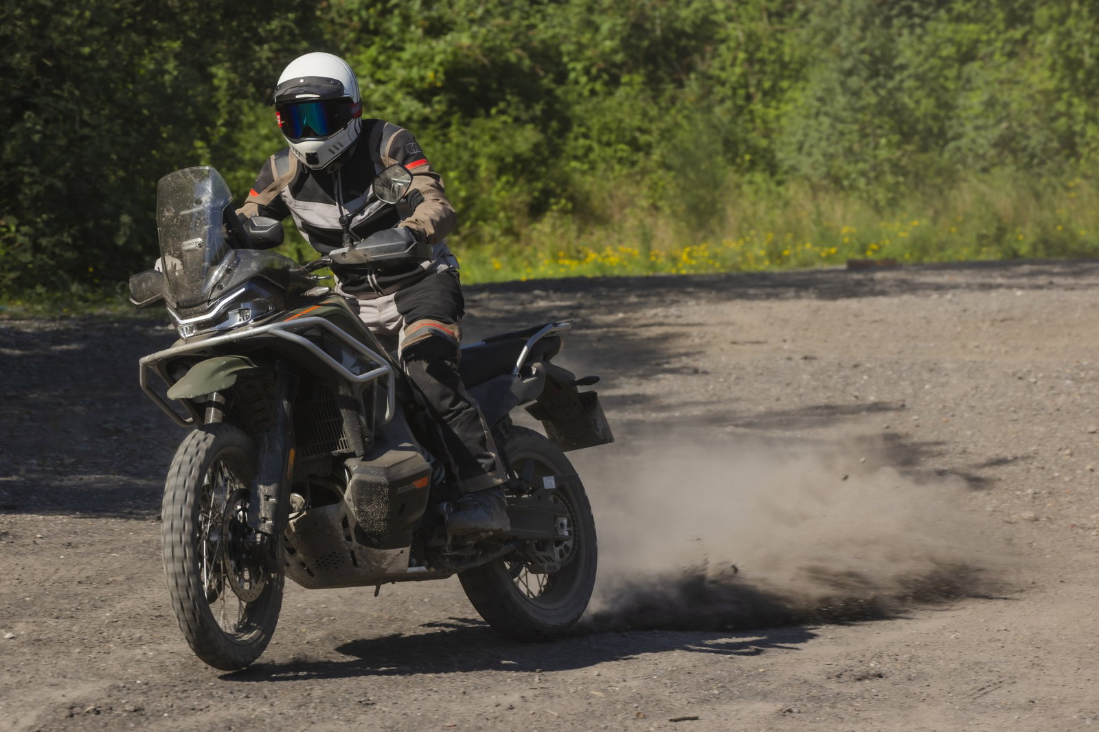 Riding the CFMoto 1000MT-X