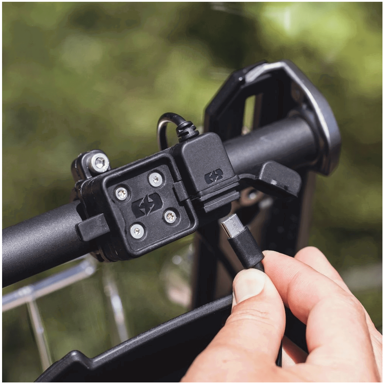 The Oxford OX869 CLIQR USB Type C Handlebar Mount.
