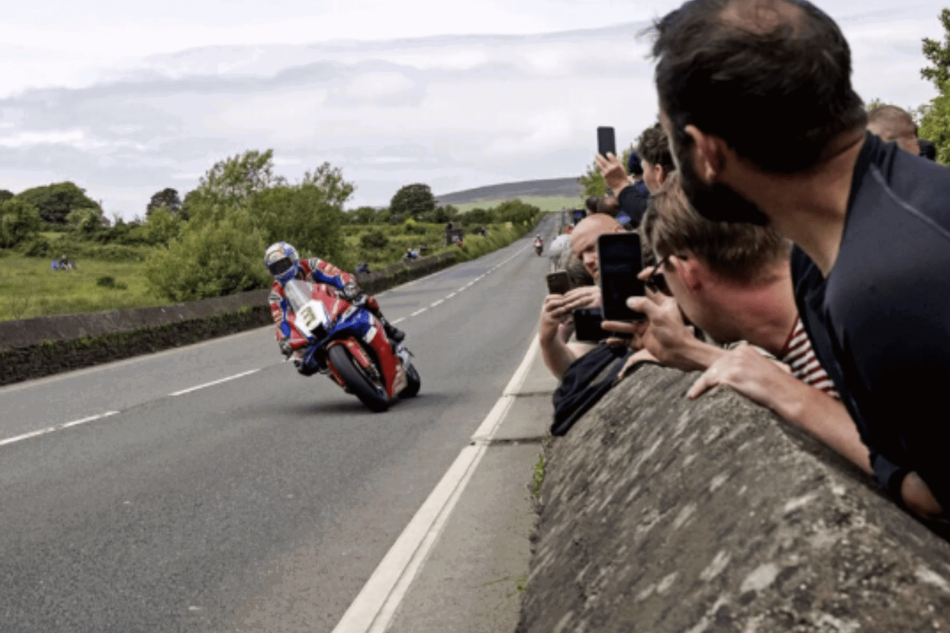 Dean Harrison riding at the Isle of Man TT.
