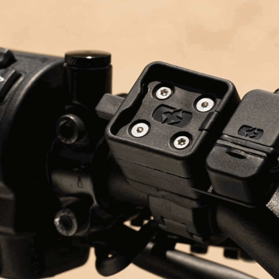 Oxford OX869 CLIQR USB Type C Handlebar Mount.