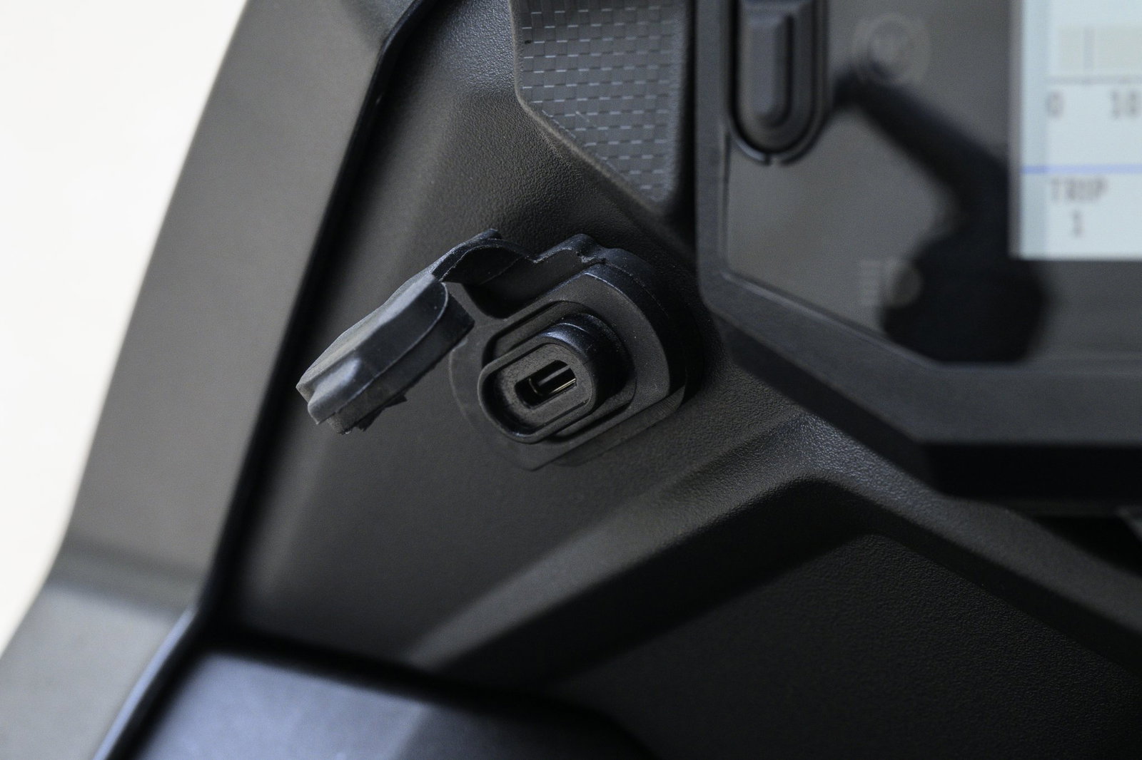 The Suzuki SV7-GX - details