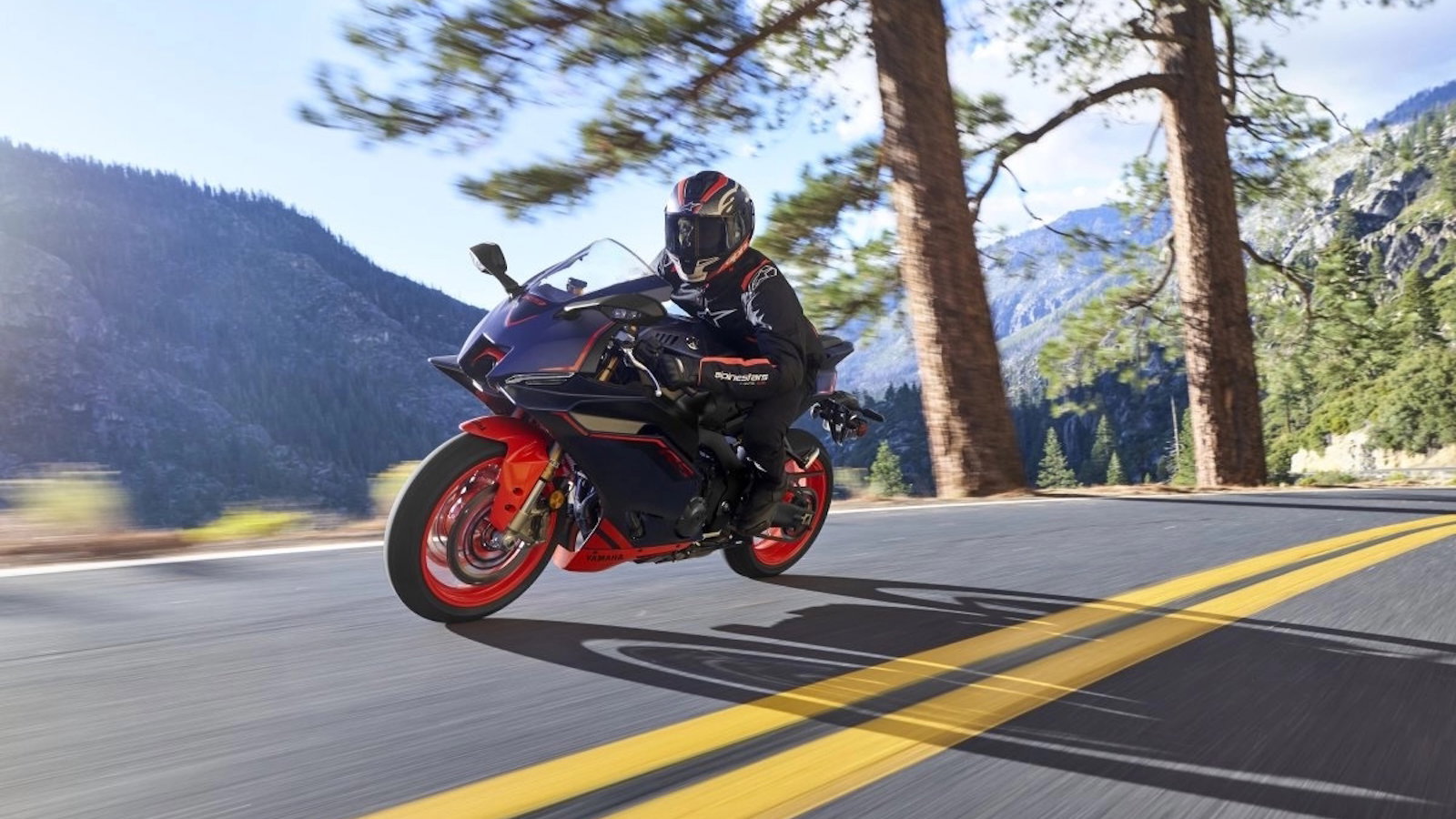 The US-spec Yamaha R9