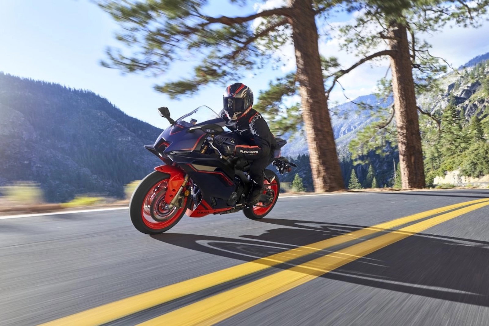 The US-spec Yamaha R9
