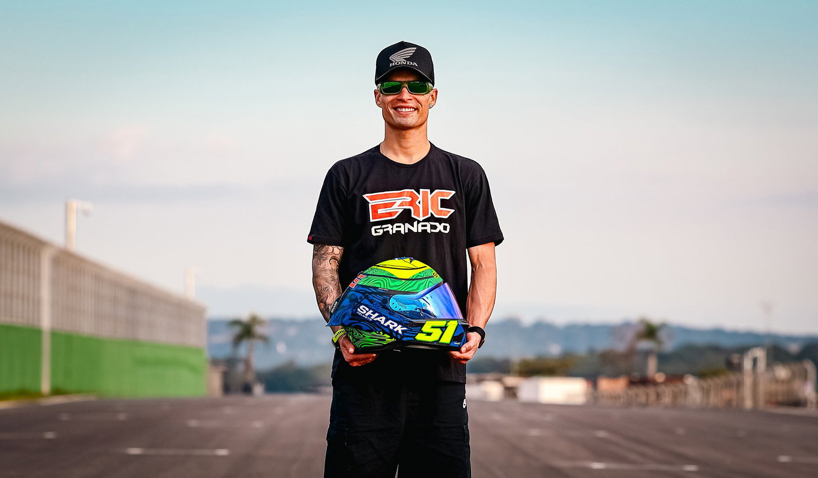 Eric Granado Shark Skwal Cup replica helmet